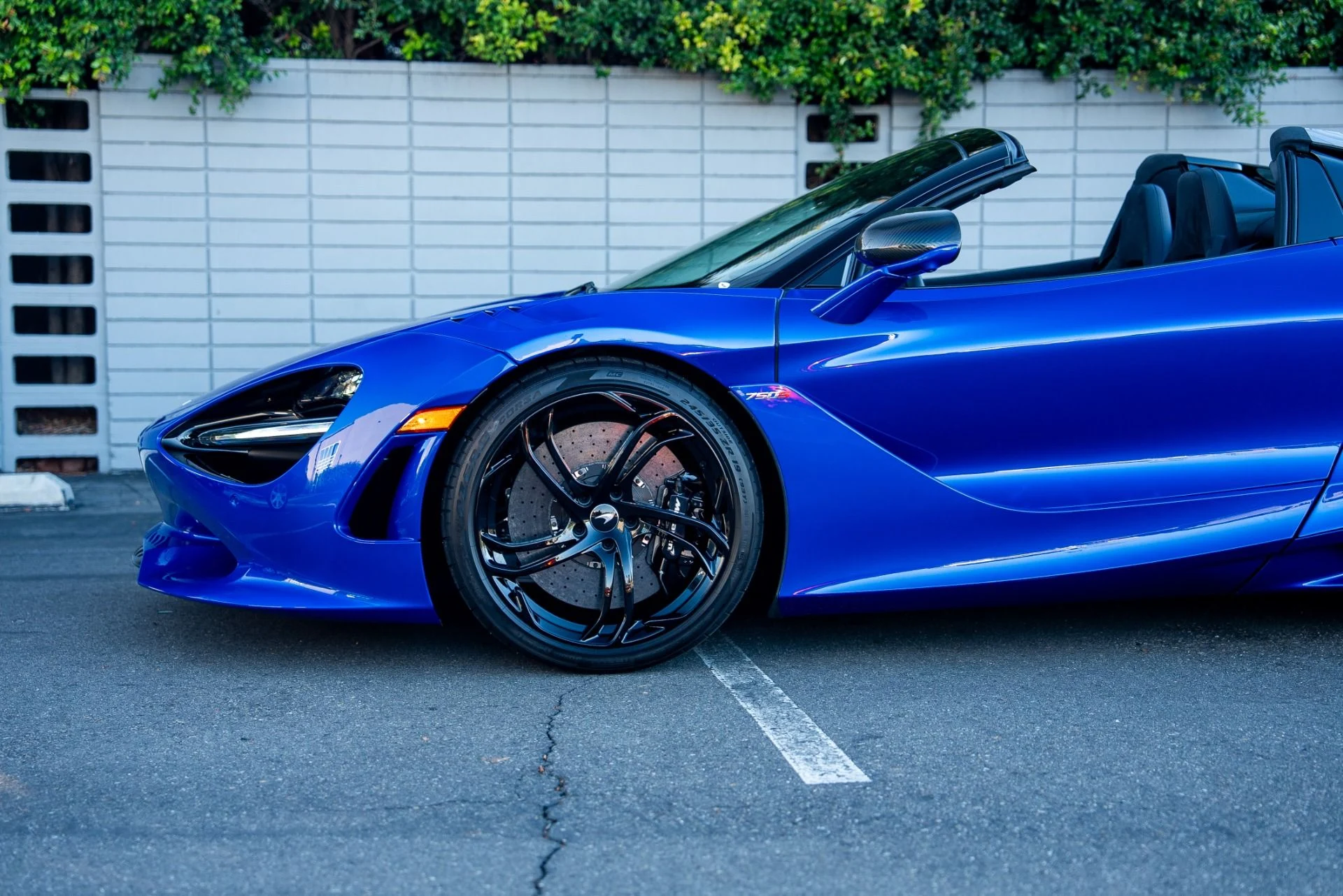 mph029_2608363872_Used_2024_Mc_Laren_750_S_Spider_1764028918_68142d4300