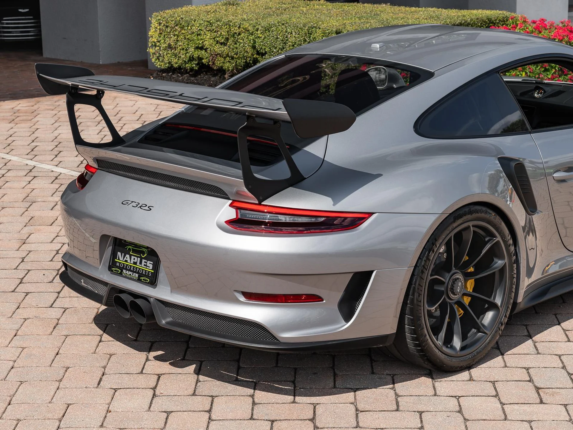 mph029_2608484262_Used_2019_Porsche_911_GT_3_RS_1771496242_ce5f07218d