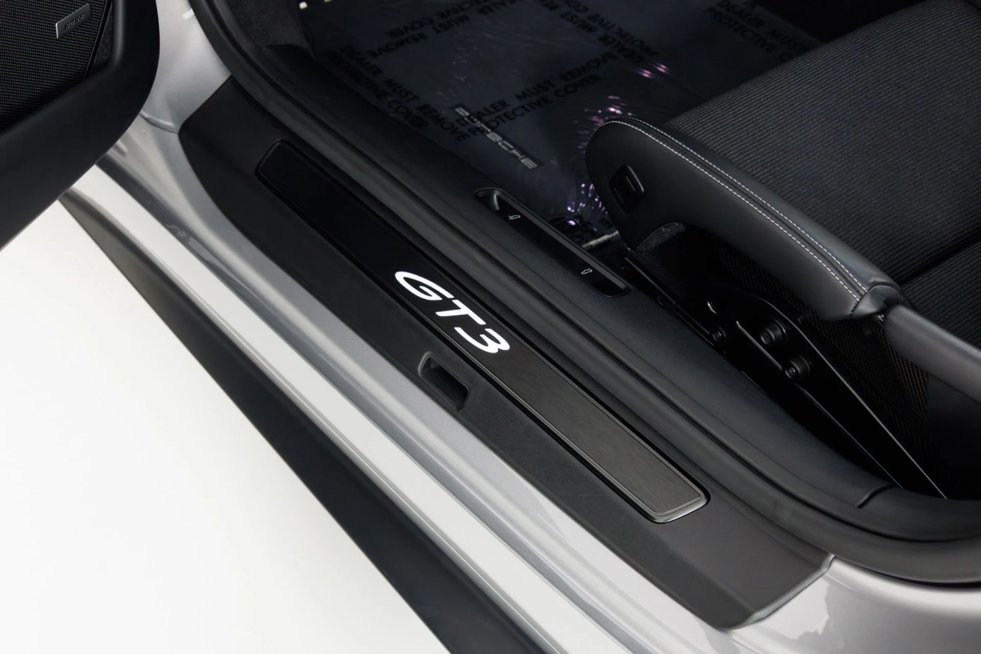 mph029_2620252111_Used_2022_Porsche_911_GT_3_Touring_1772748840_258b27e76b