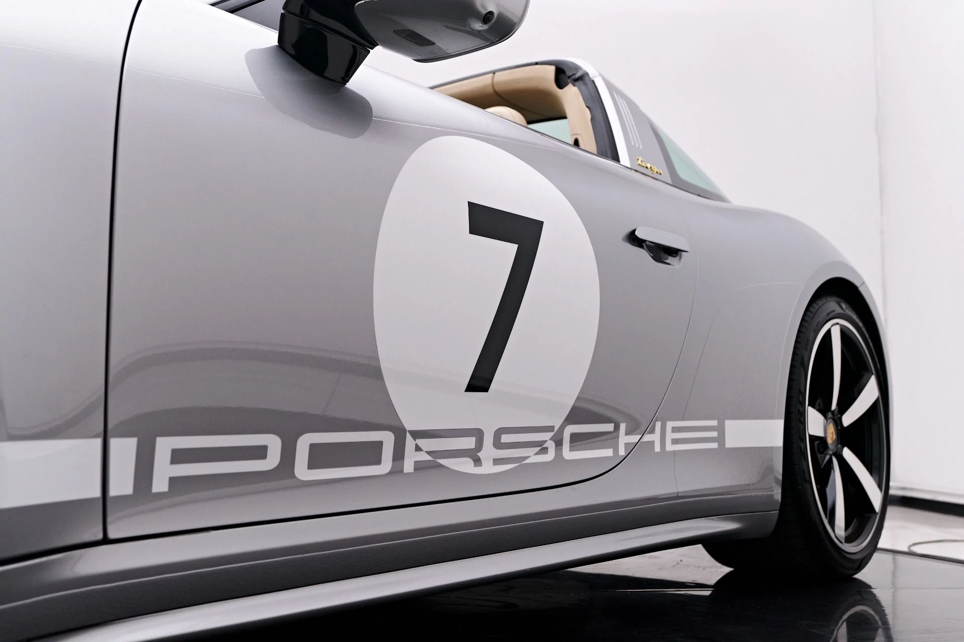 mph029_262263410_Used_2021_Porsche_911_Targa_4_S_1757037636_5a7c1542f3