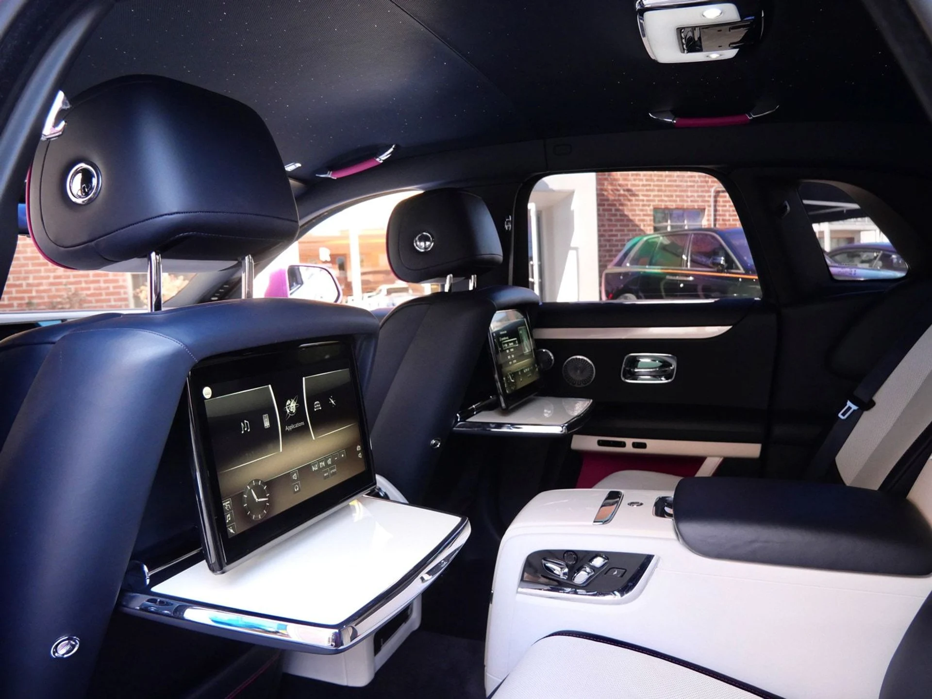 mph029_2639580947_b4b21b68a36a44aca2e7361bc0df751f_ff0cbe496d