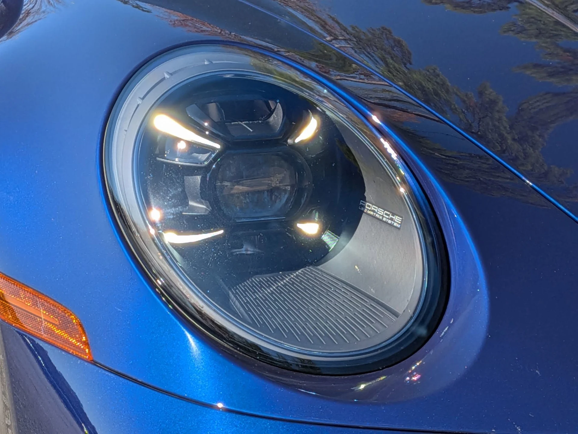 mph029_2653235243_a87d186ae28544a0edf603237ee827c9x_977702954a