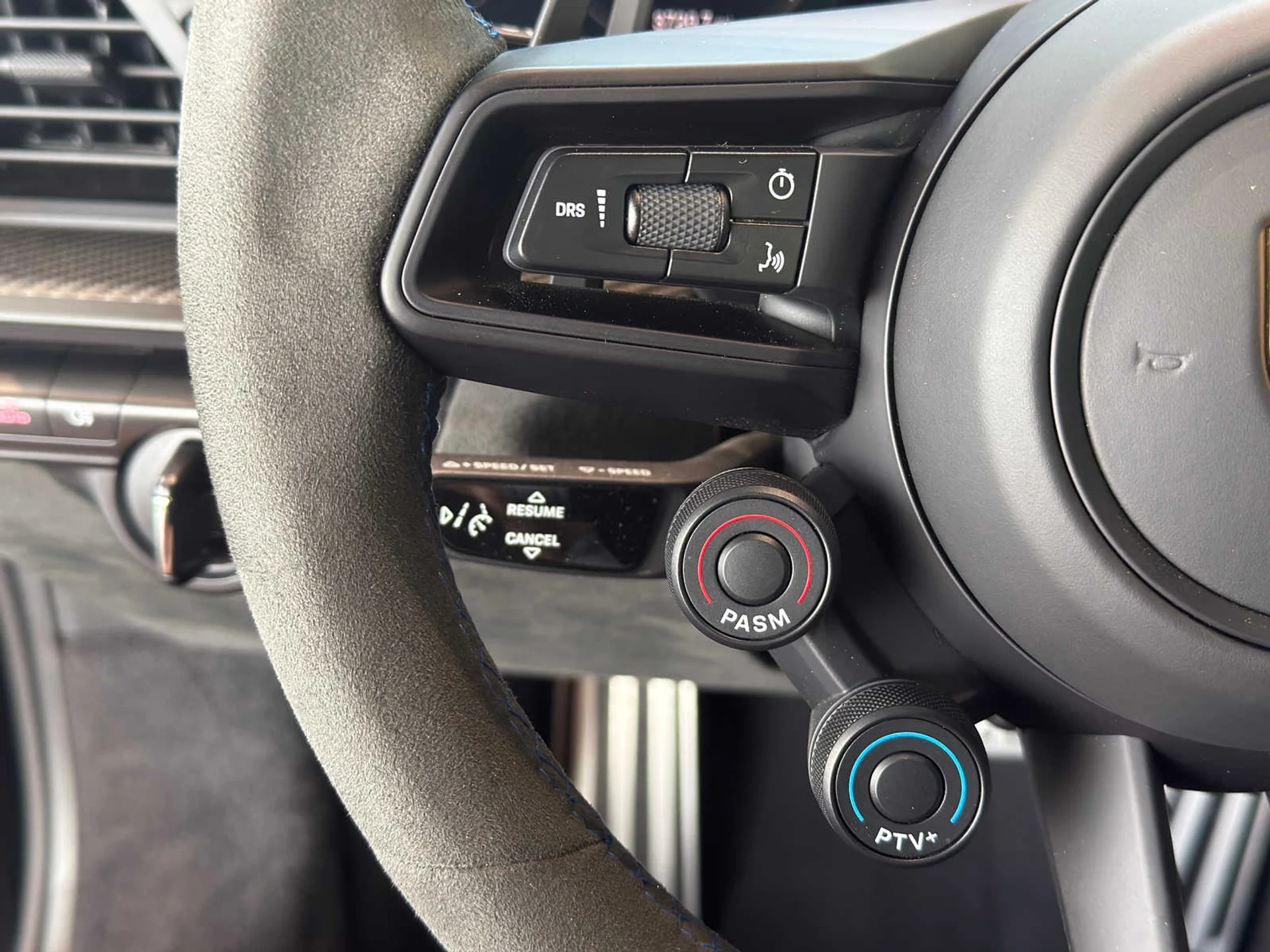 mph029_2661259513_7cd541579d1ce2d95341dd357d5a8b9dx_ee54e88dff