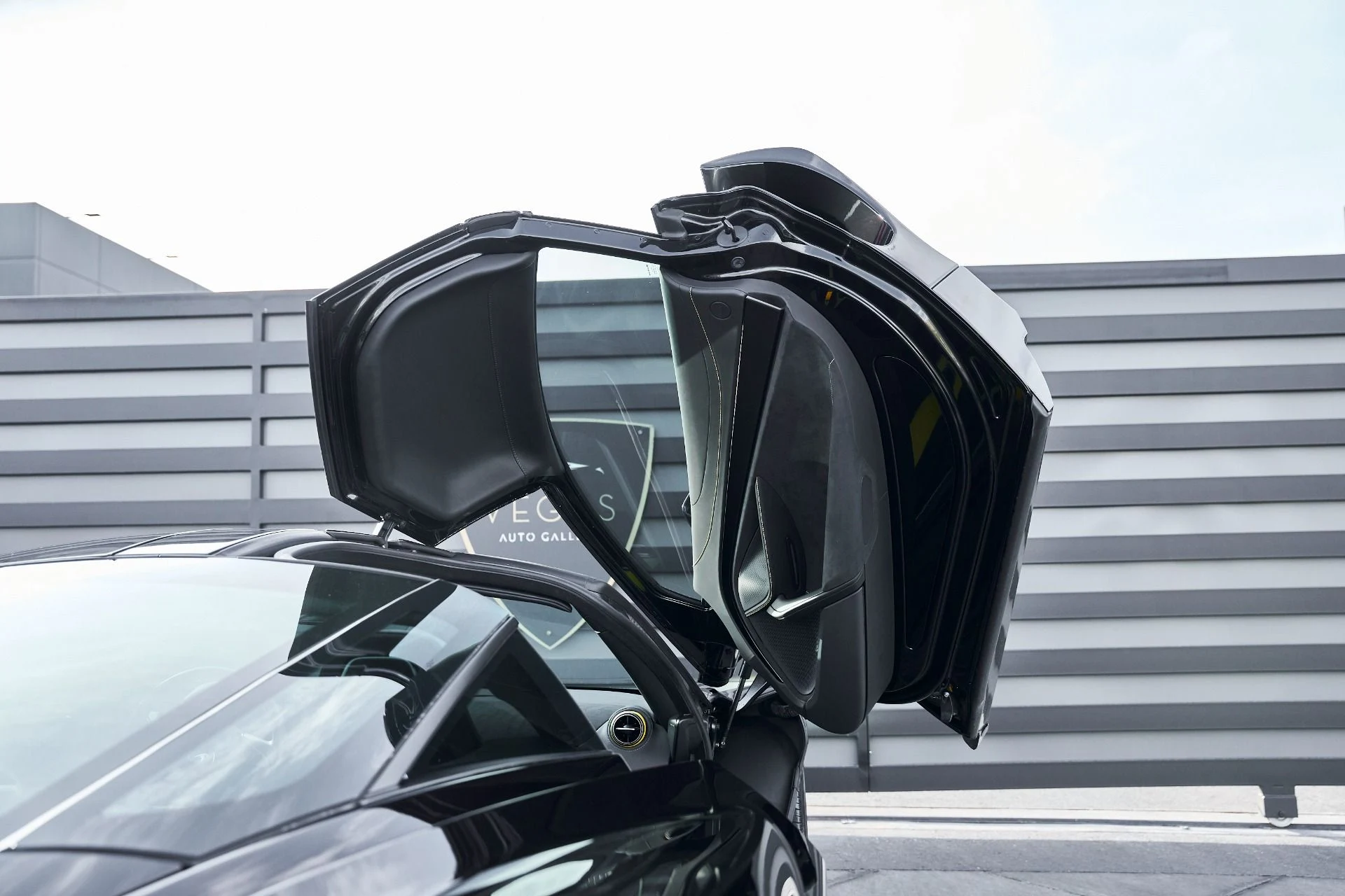 mph029_2665976830_Used_2021_Mc_Laren_720_S_1767401834_43da7dcf6e