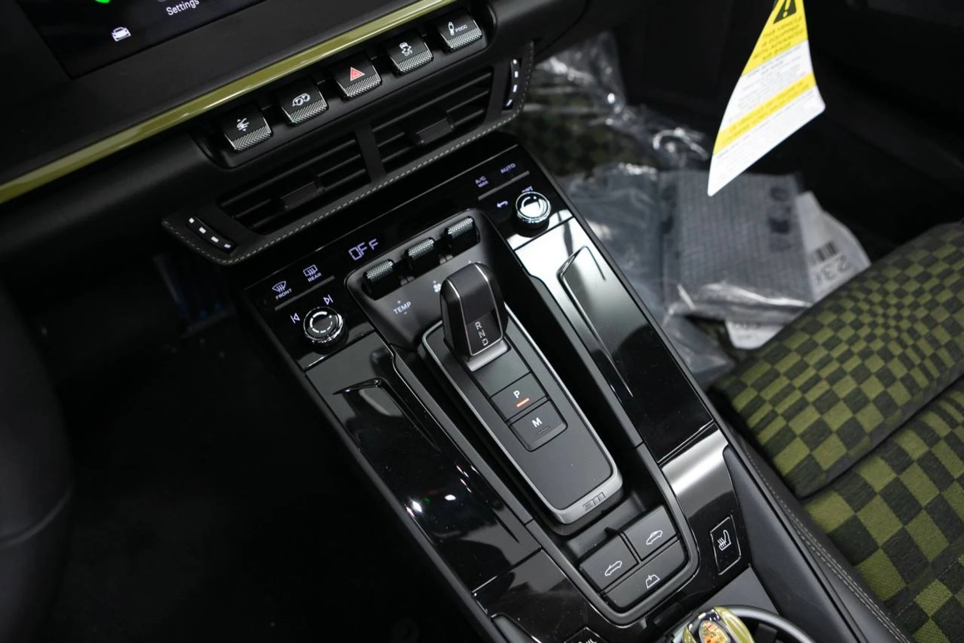 mph029_2676519294_fd619138f432ba601fe22206c47a203cx_f102d3f206