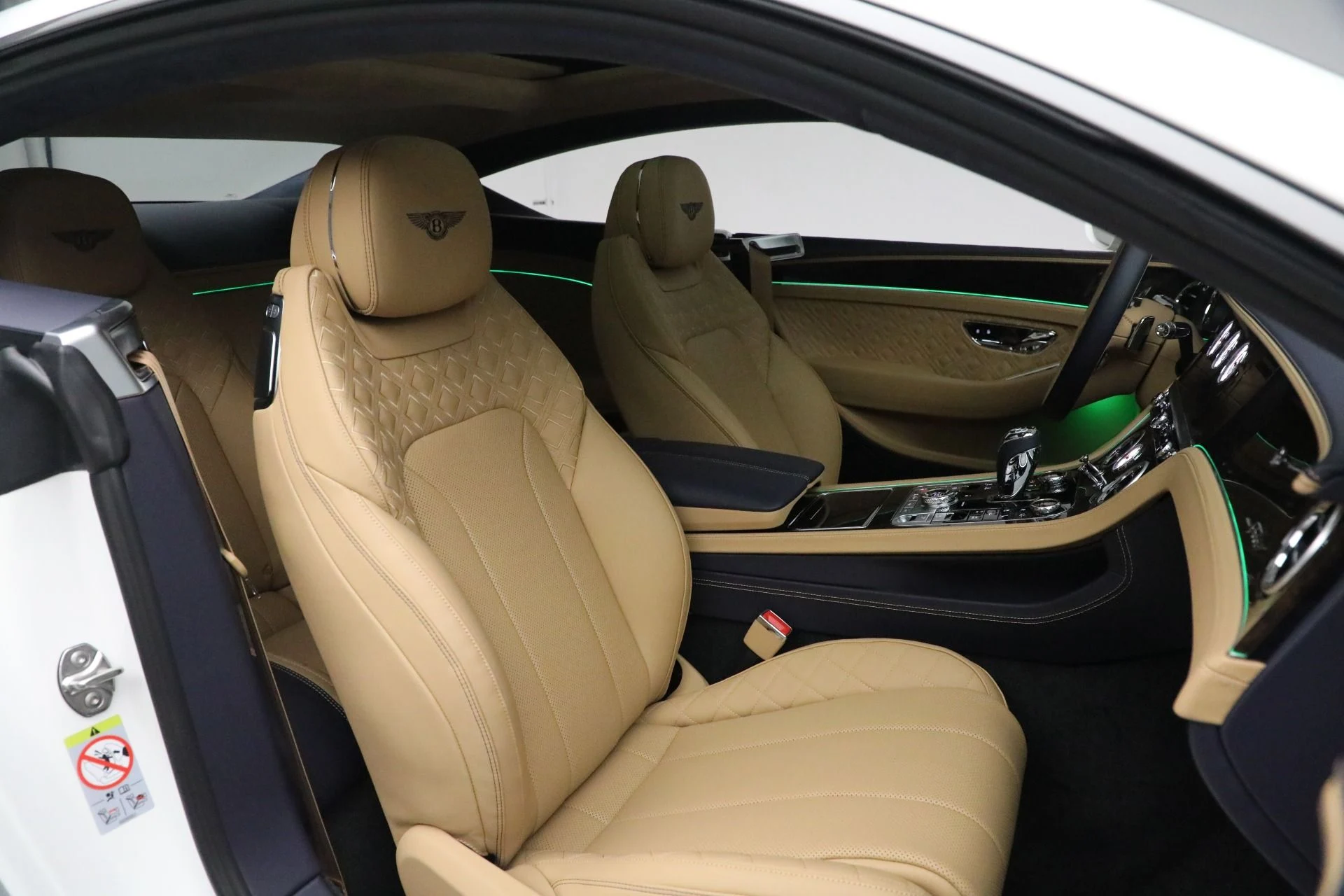 mph029_2684349168_Used_2024_Bentley_Continental_GT_Speed_fb1a54f35d