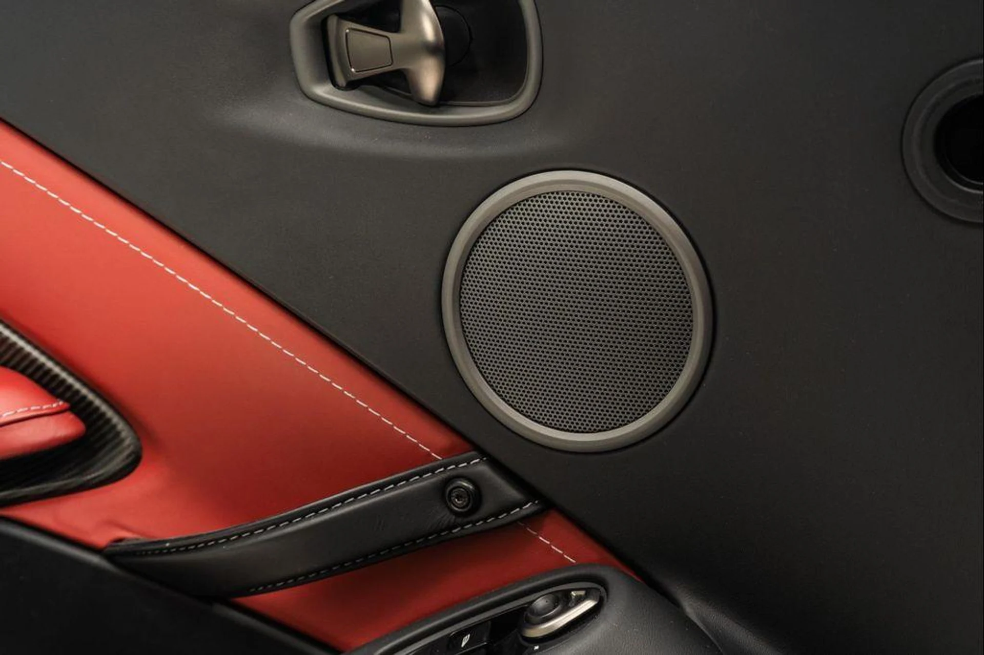 mph029_2685825601_Xg_OT_7tnmot820xt_AP_9k7r2n9j_DQ_c9dade88e6