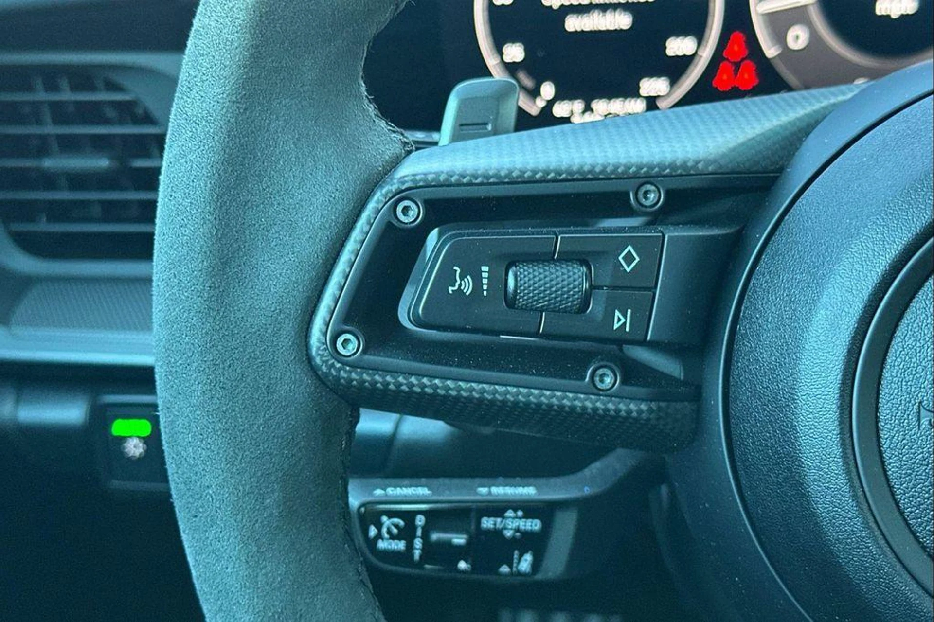 mph029_2687023382_Oq_N_Owp_Gk_V7dpa_Xpimge_Lq_N9_U8_Lg_c94eefd62e