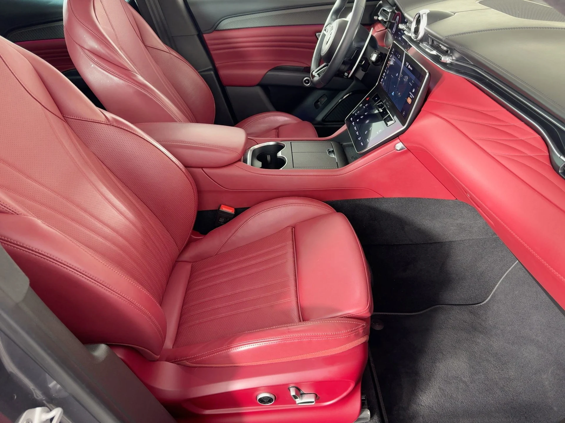 mph029_2689834358_a1e49d75552c22f2d803db1a7fa074d3x_5278bb0087