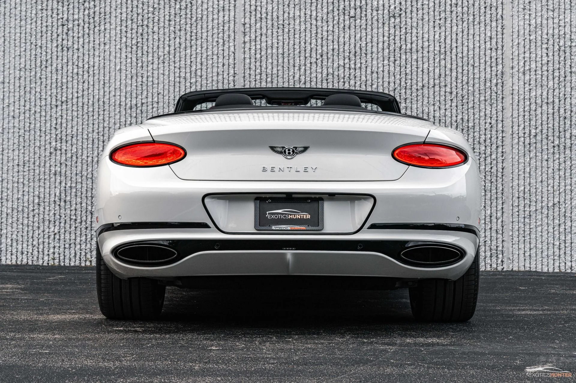 mph029_2690024108_Used_2020_Bentley_Continental_GTC_280_K_MSRP_Mulliner_Blackline_Rotating_Display_1766938877_a2fb498264