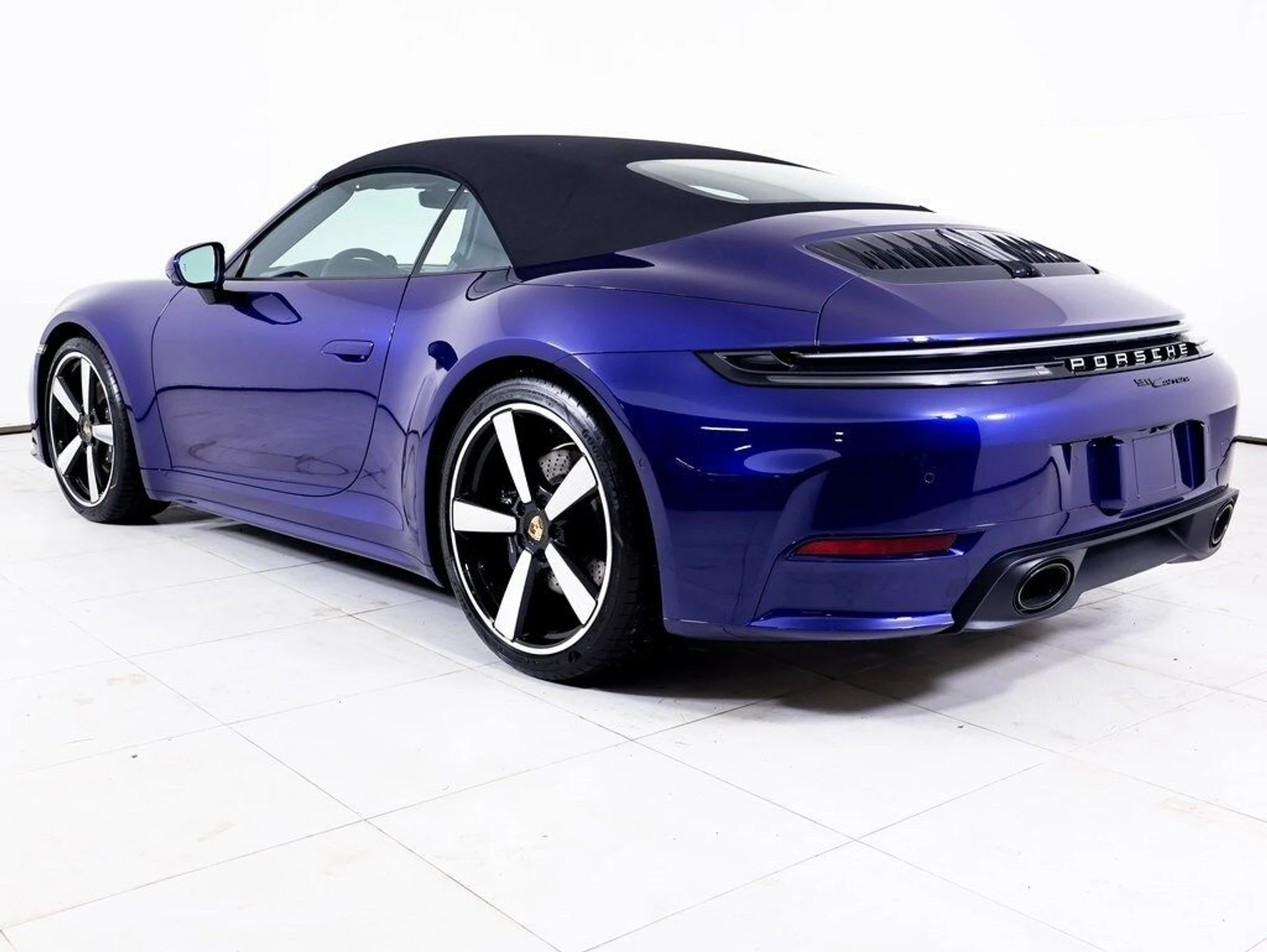 mph029_2695785931_67c353af171fed34af4decf399bc67dcx_5288da3521