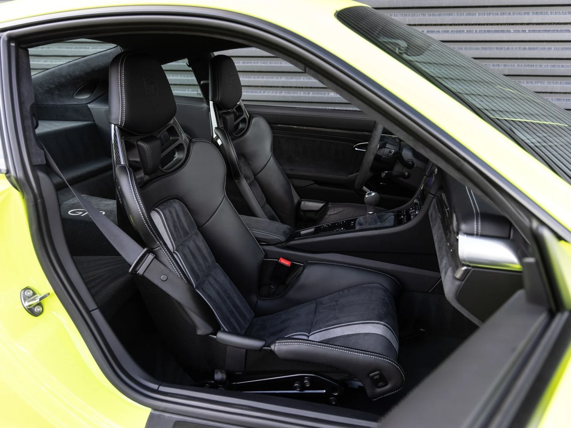 mph029_2697520323_30_9957c83dde