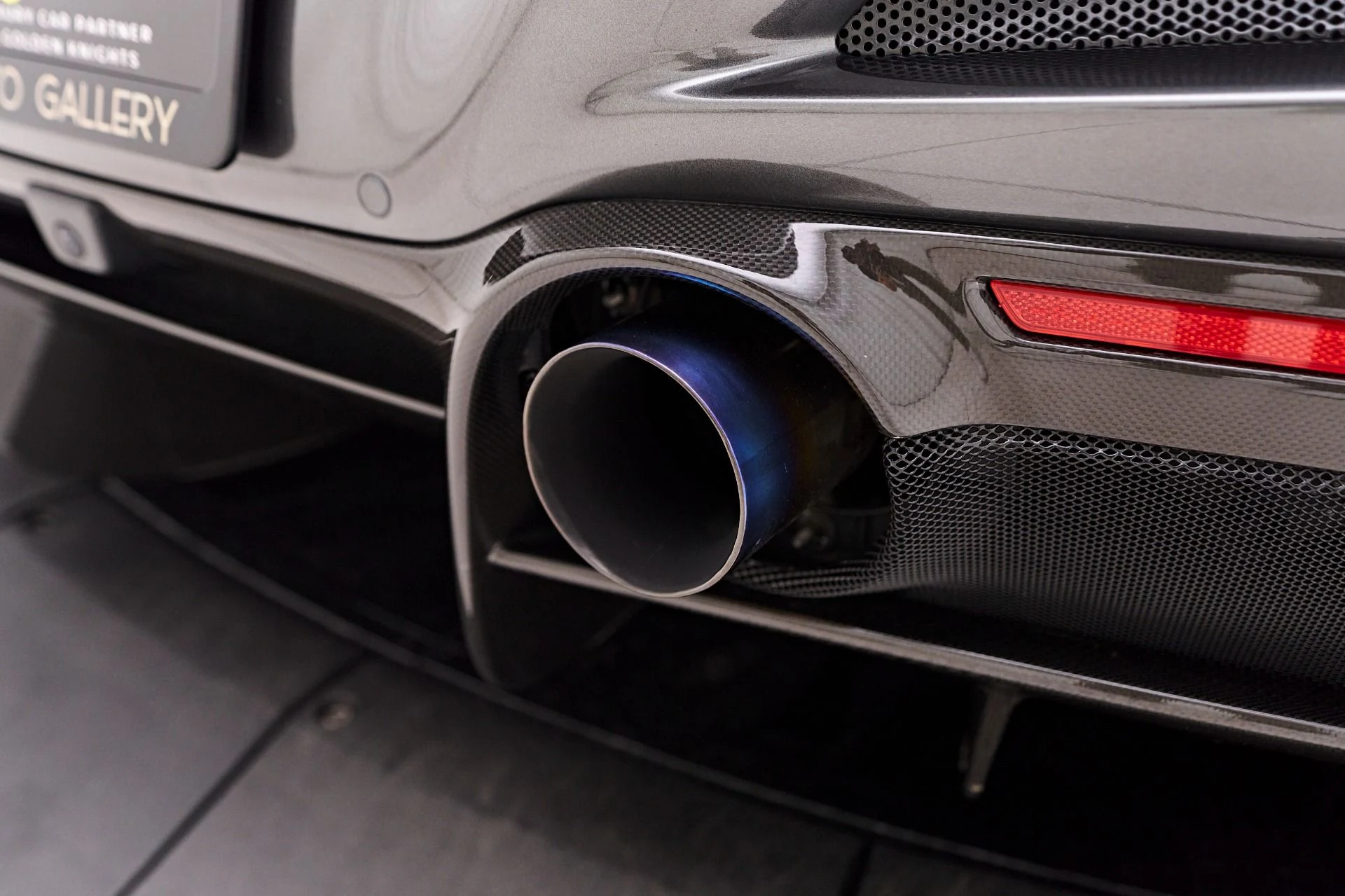 mph029_2703551455_Used_2022_Ferrari_F8_Spider_Base_1769106989_add47bf966