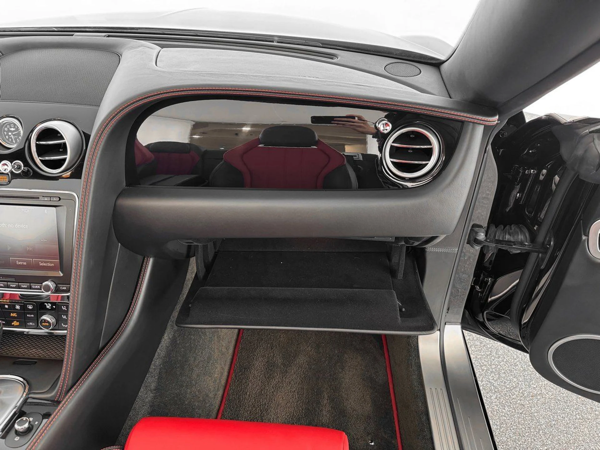 mph029_2706325608_8d9567c7f5783fb15f3e2d995de03a05x_a38b4bb330