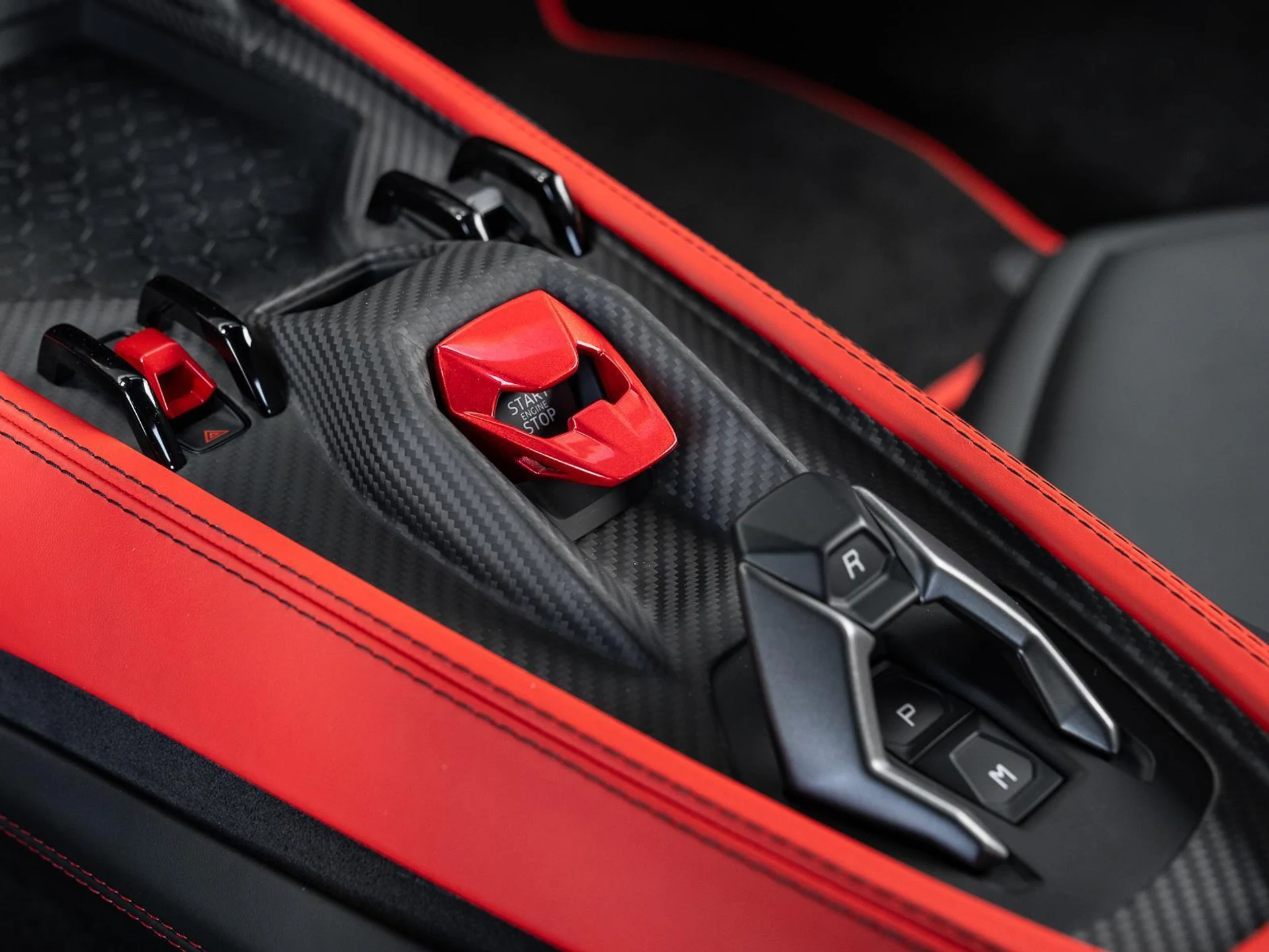 mph029_271296356_Used_2024_Lamborghini_Revuelto_Coupe_1772801271_d337ad0672