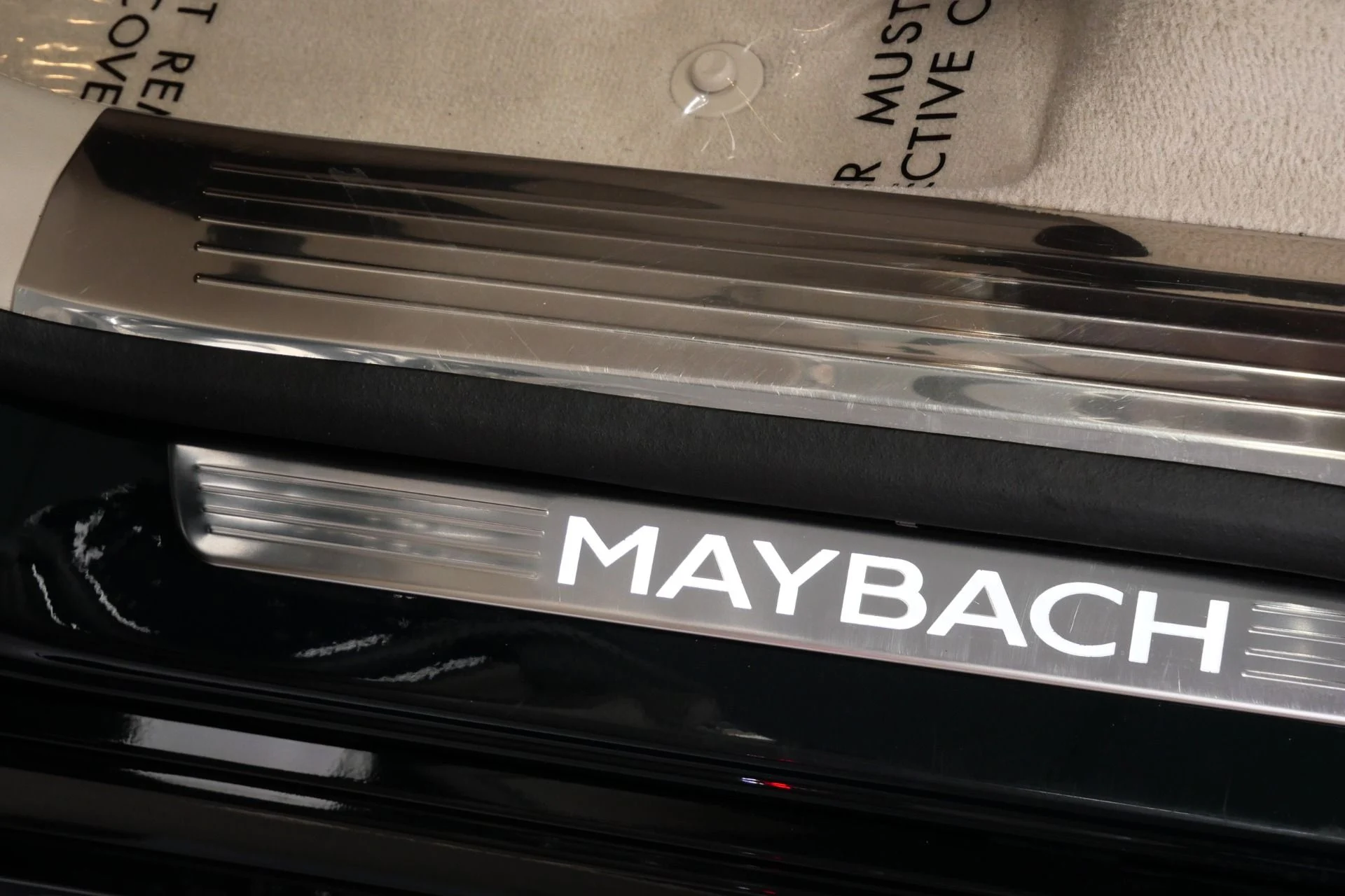 mph029_2720423769_Used_2022_Mercedes_Benz_Maybach_GLS_600_4_MATIC_Beautiful_Colors_Four_Seat_Configuration_Walnut_Trim_1776795080_236c5f2a83