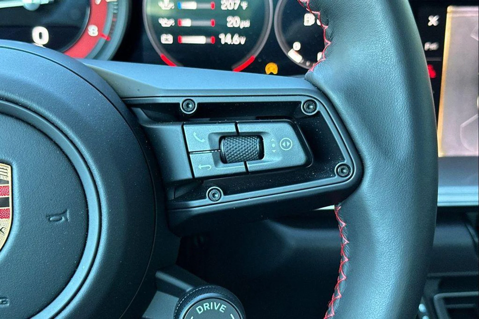 mph029_2723597500_ia_U_Mfc_Mx_S_No0i_If_Nt_OT_6n_Xv_F4l4_46d4bc9e6a