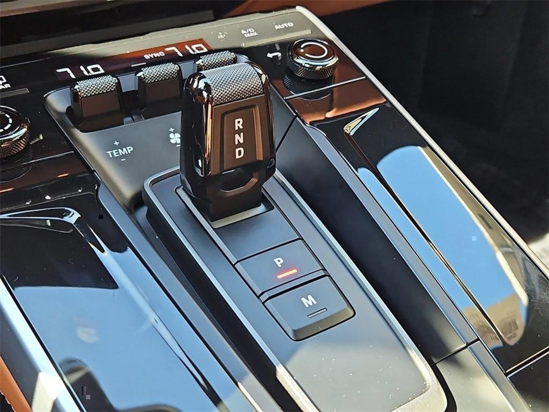 mph029_2724730346_Wt_W0_VFL_um3_G2_GEU_501m_O_Phd_F_Bo_d45224a185