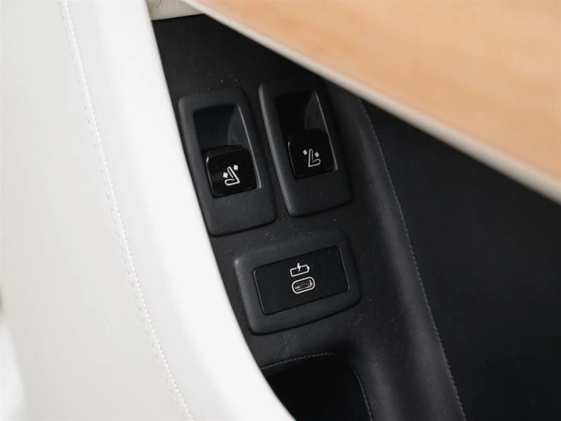 mph029_2725986158_hi4lxd0w_38412f3f6f