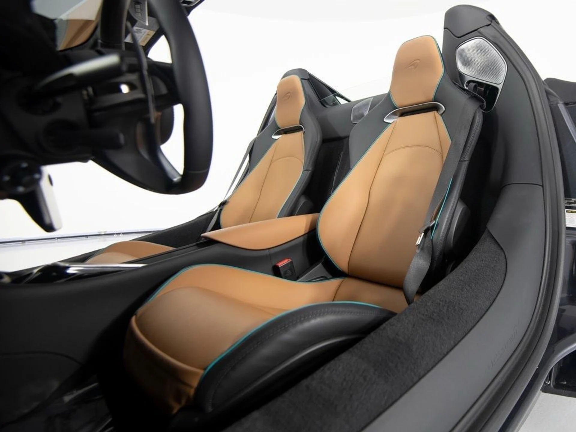 mph029_2730076614_7597fc3fd8762b1cce037408bbf3090ax_c0d608e51b