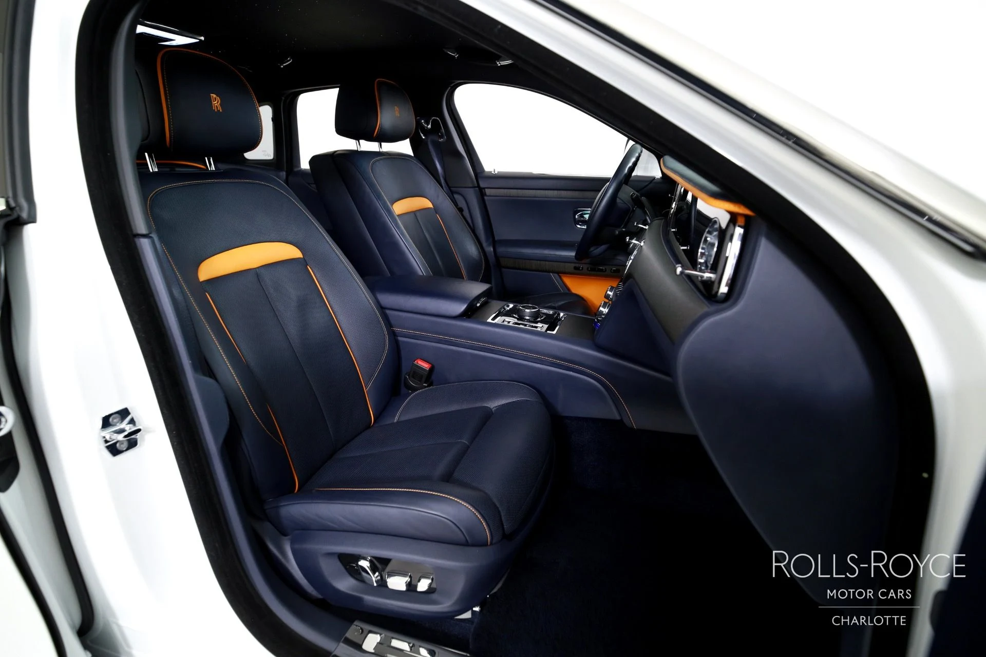 mph029_273400151_Used_2022_Rolls_Royce_Ghost_1755181543_be54c93d49