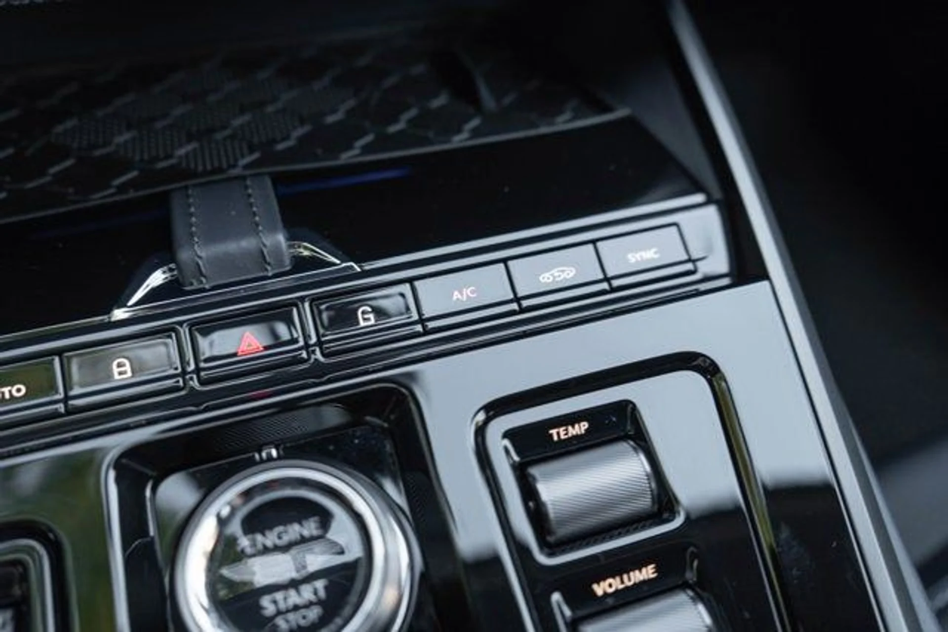 mph029_273627791_30_552c0c80f1