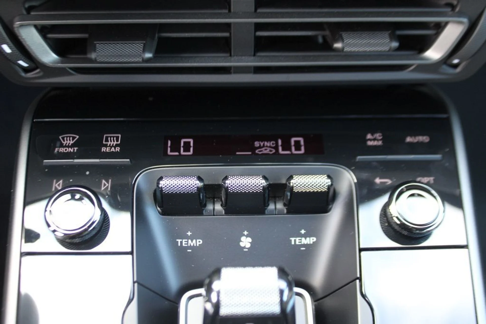 mph029_2740610425_0a0b92b07da8cb5eaf6394cd505c2982_33a29198ae