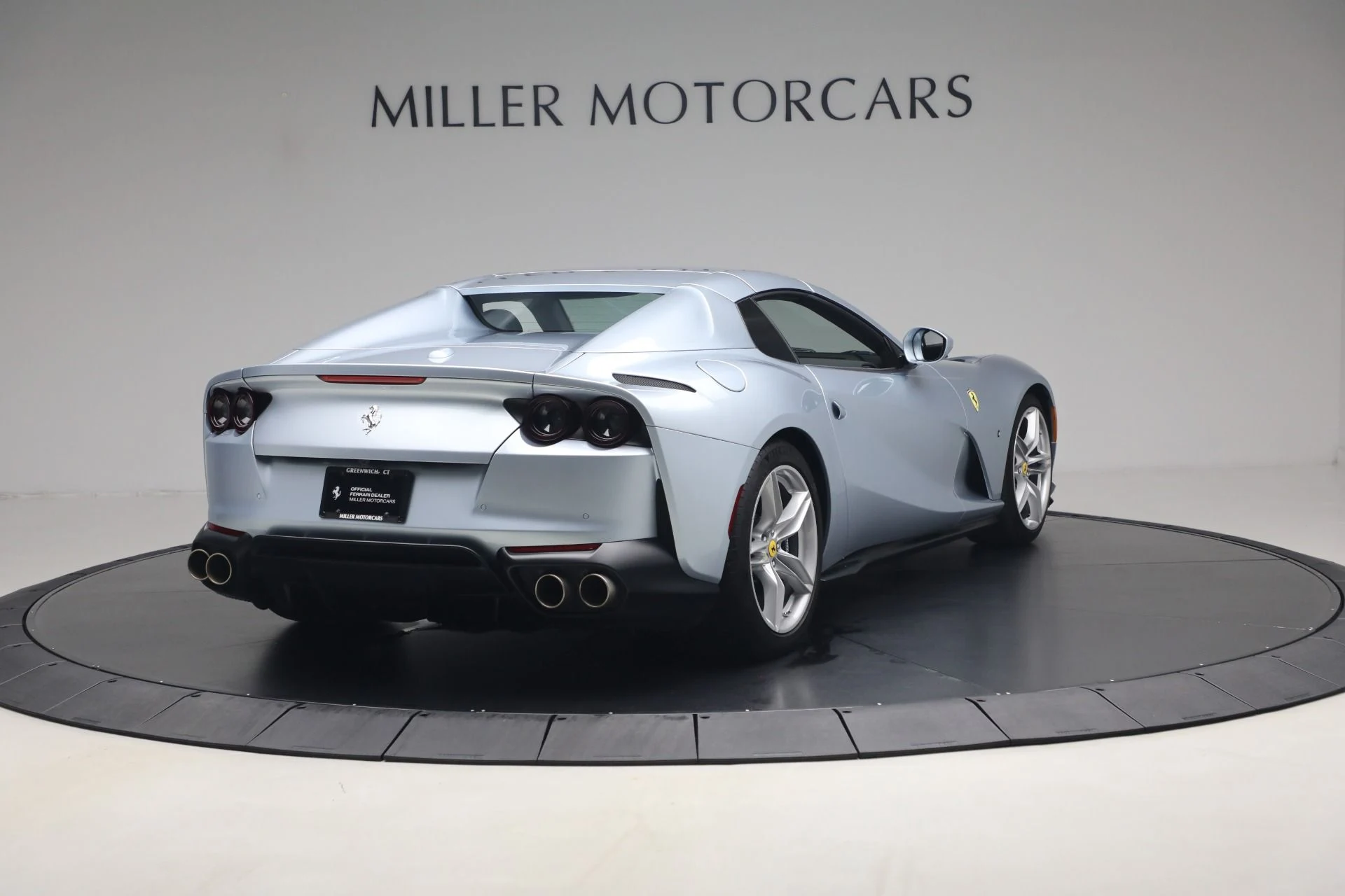 mph029_2778338716_Used_2022_Ferrari_812_GTS_1785790063_875e29fde2