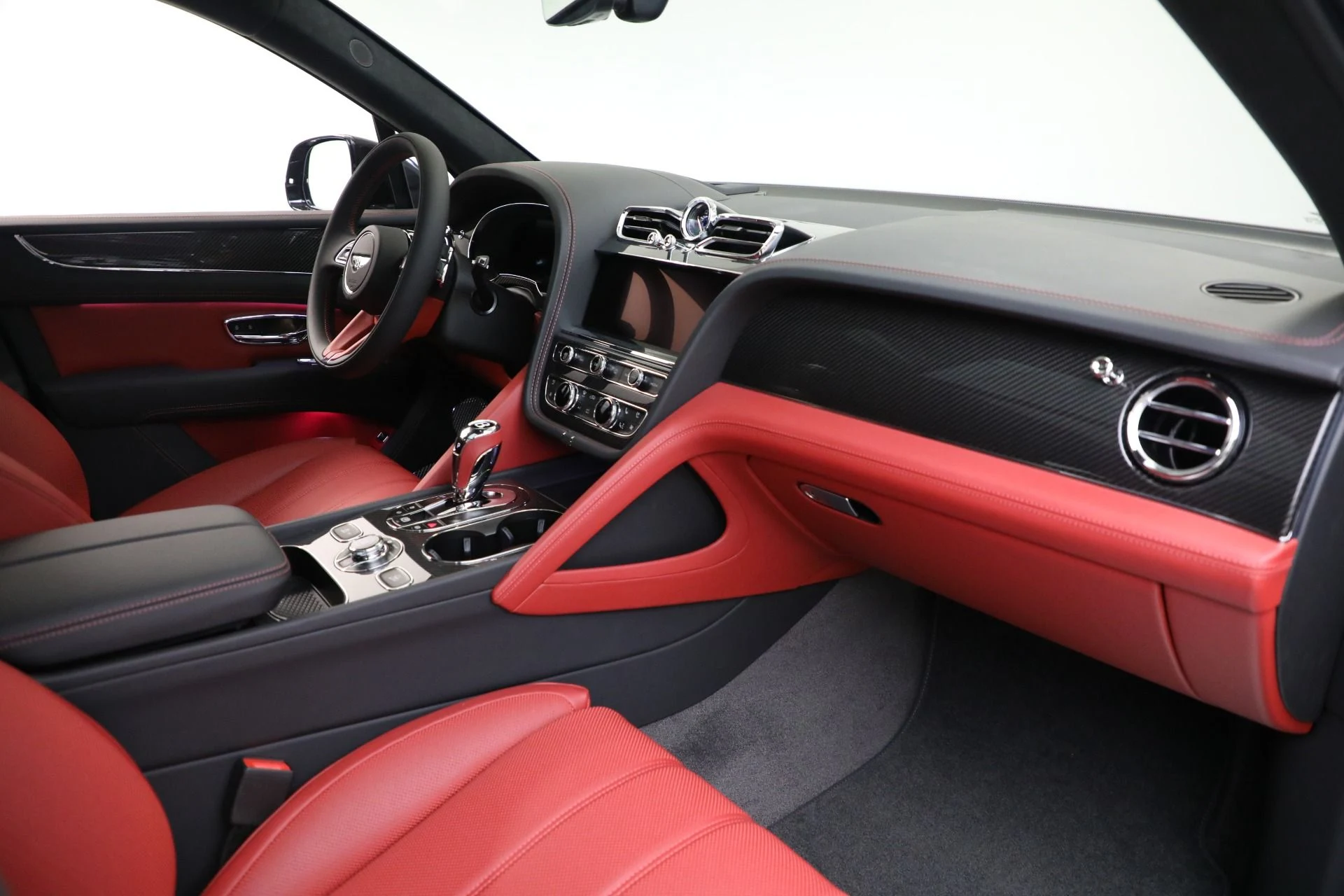 mph029_2789608522_New_2025_Bentley_Bentayga_V8_710d09c6a7