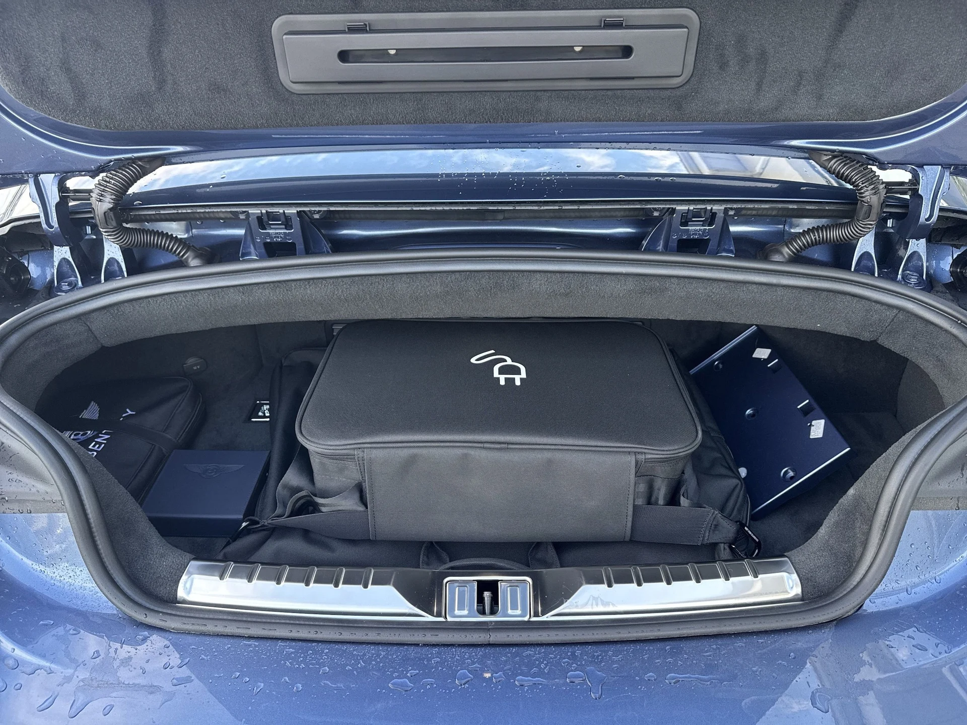 mph029_2797449602_1e7c5ca4fed19717792891a7349eeecex_d20bb60340