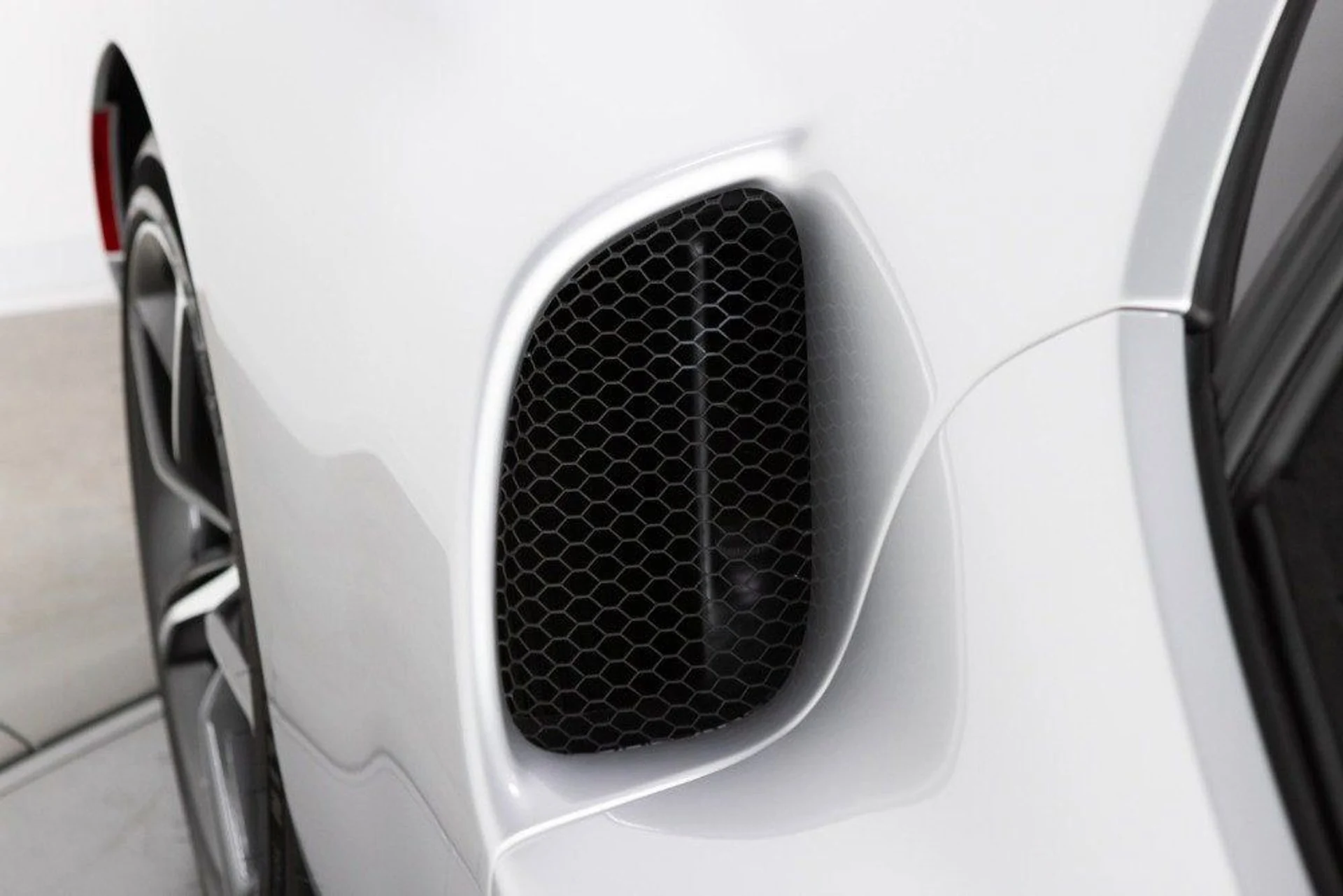 mph029_2803908662_ed72f2b1d02e426898eeb120900a1791_72eb40b87f