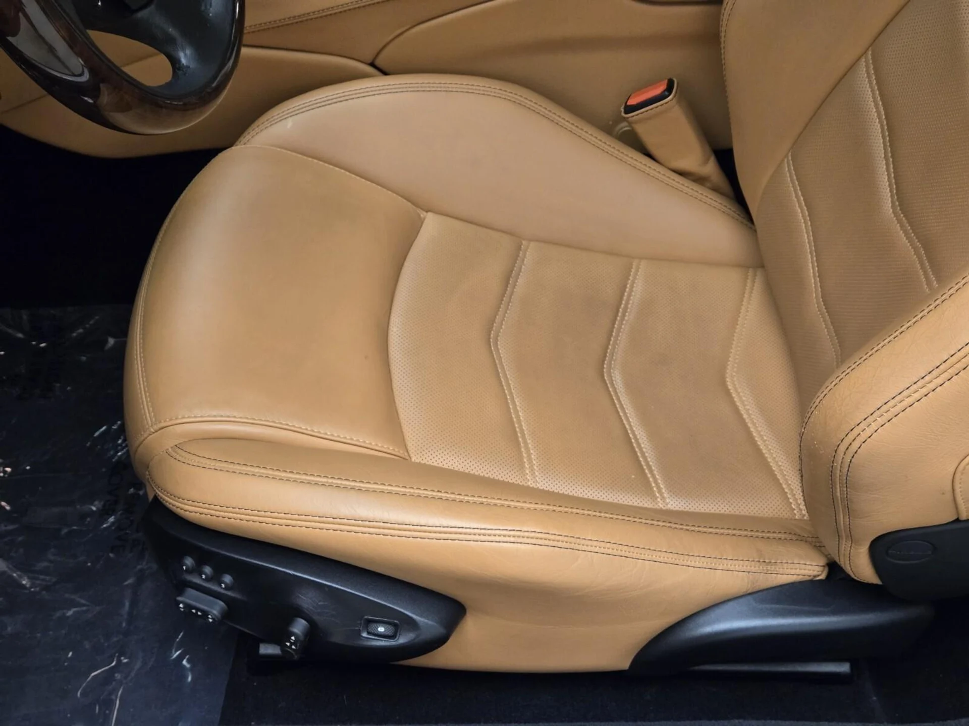 mph029_2806475195_Used_2018_Maserati_Gran_Turismo_Sport_1754375106_3980d964e0