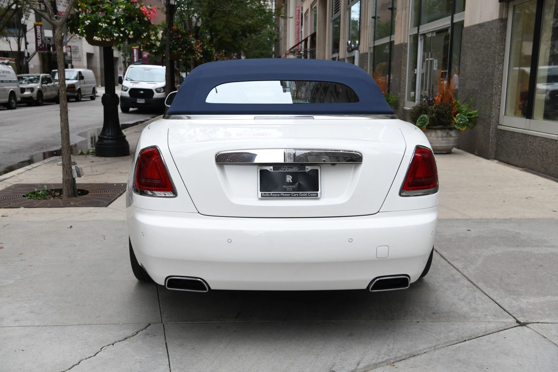 mph029_2814302653_9708_p31_l_c5b73fe946