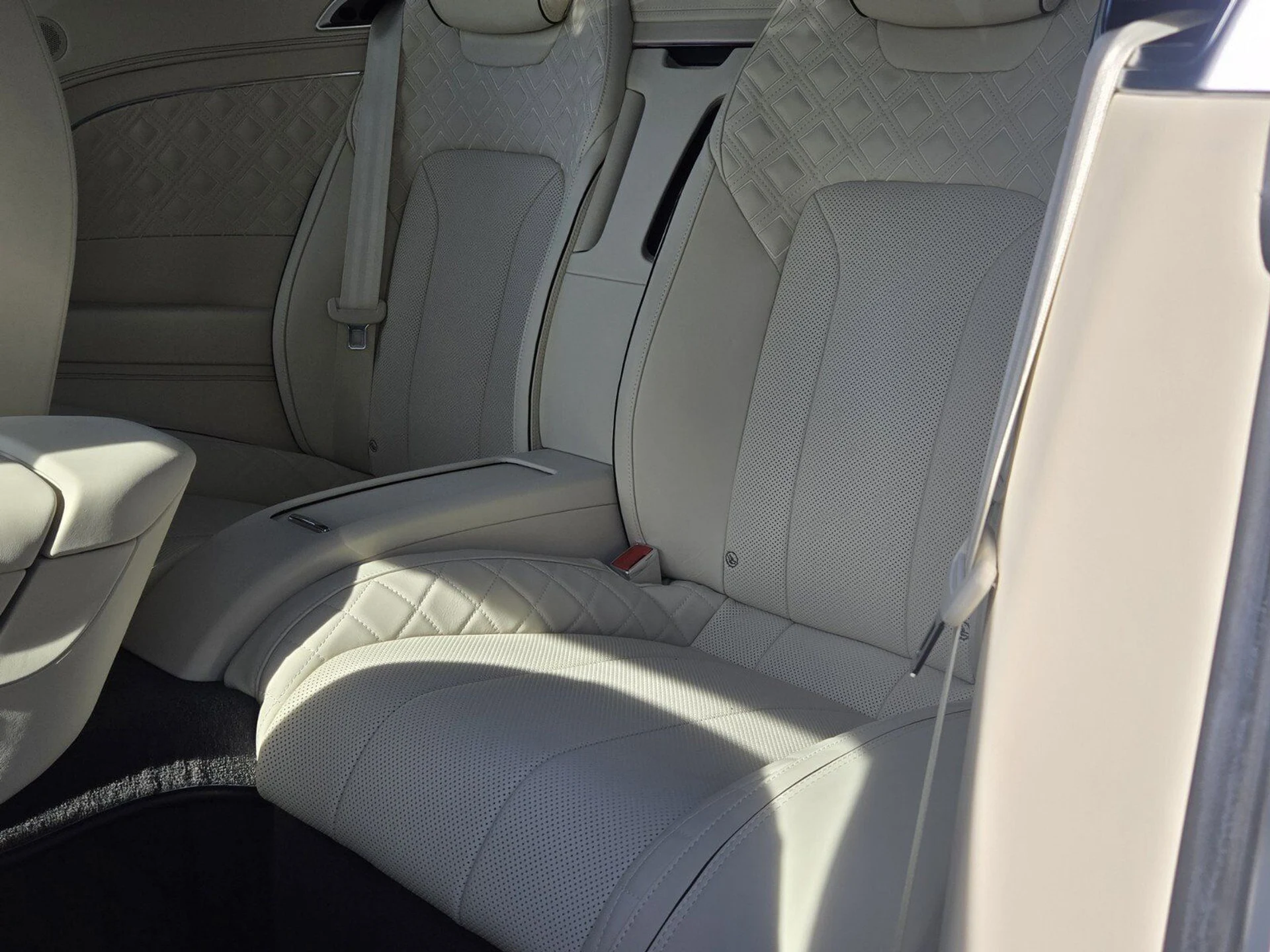 mph029_2819559456_aa87d846e39b6a27b04efffc15da8ee6x_7e868b9b31