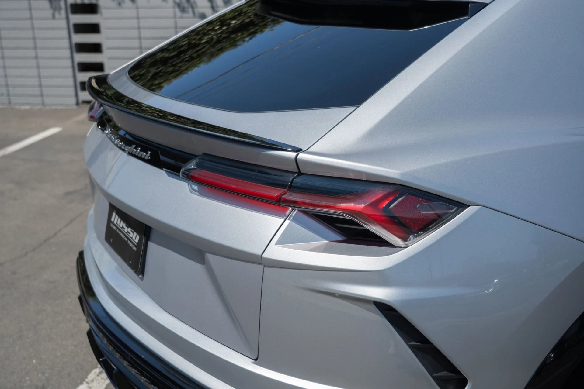 mph029_2829129208_Used_2019_Lamborghini_Urus_1755558842_8a57fe0eb6