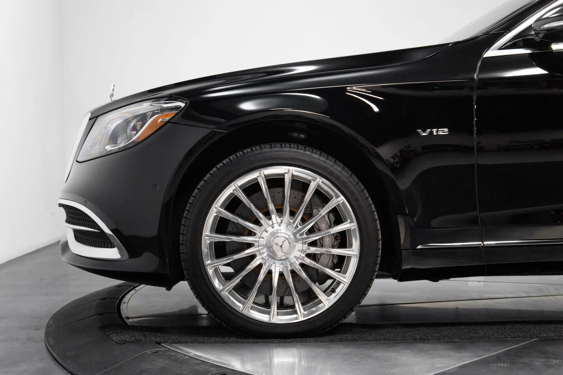 mph029_2829702096_Used_2019_Mercedes_Benz_S_Class_Maybach_S_650_1763220768_705e8bb2f7