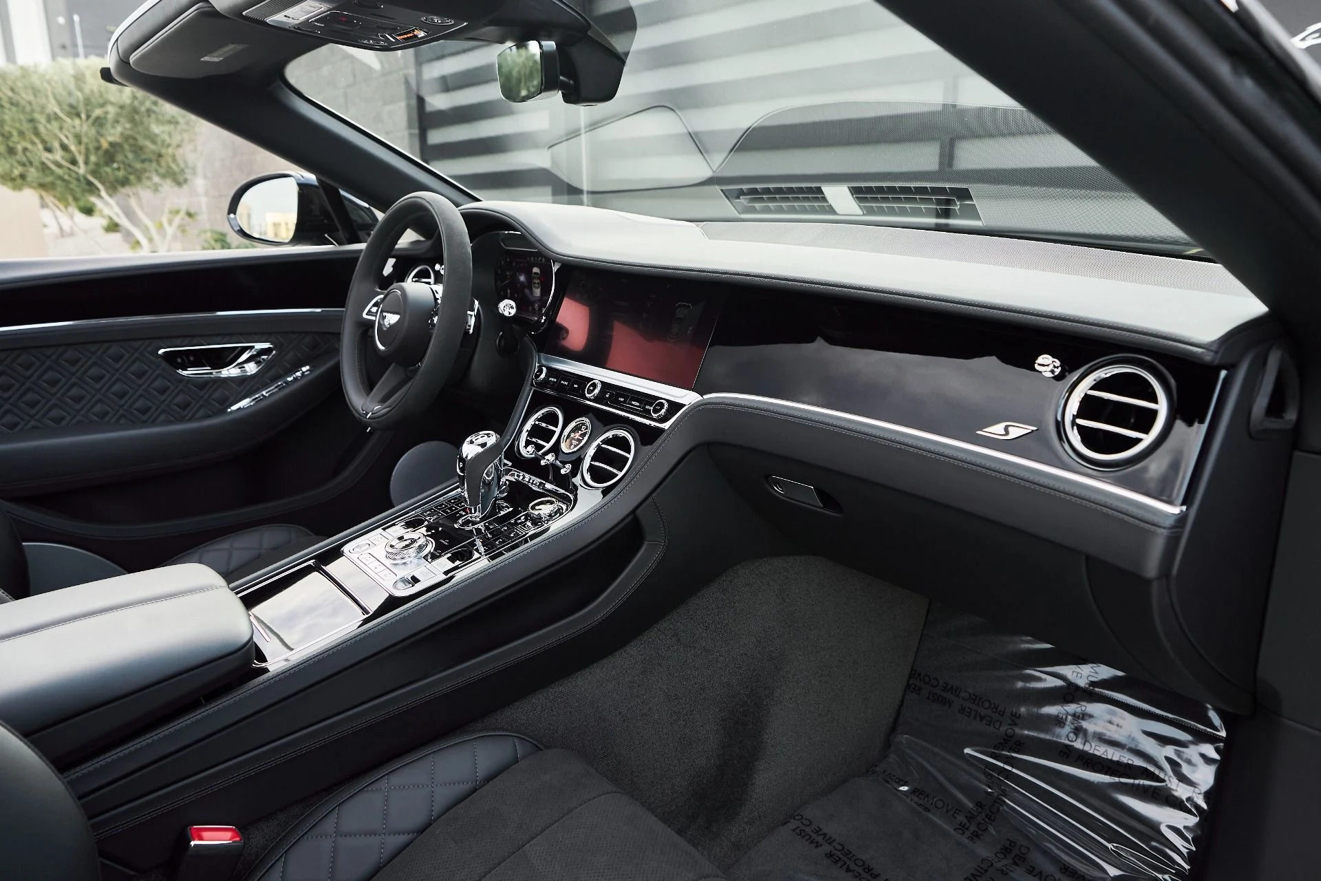 mph029_2837574491_Used_2024_Bentley_Continental_GT_V8_S_1764464389_c24dd62c18