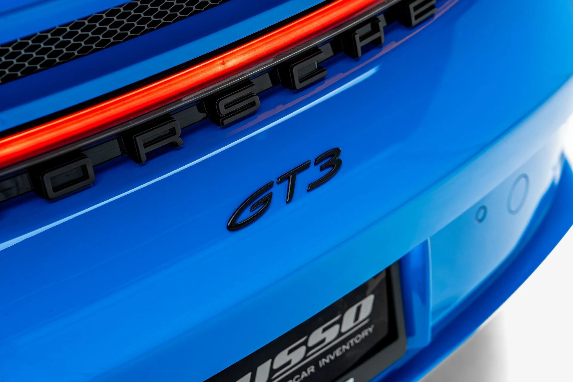 mph029_2840623528_Used_2022_Porsche_911_GT_3_1783987666_a394616ea6