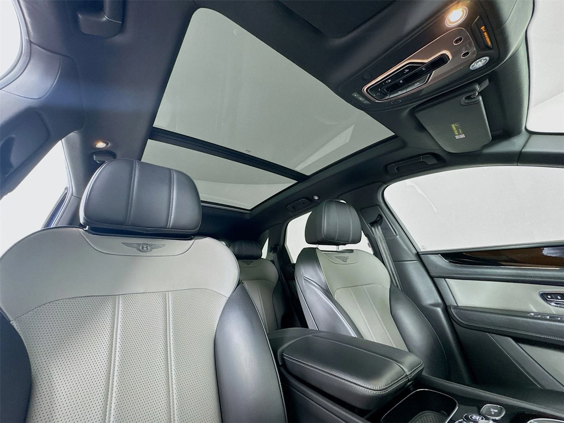 mph029_2848933237_2a4bd73b8effd5b339bf7aa8e40247ebx_84bb080492