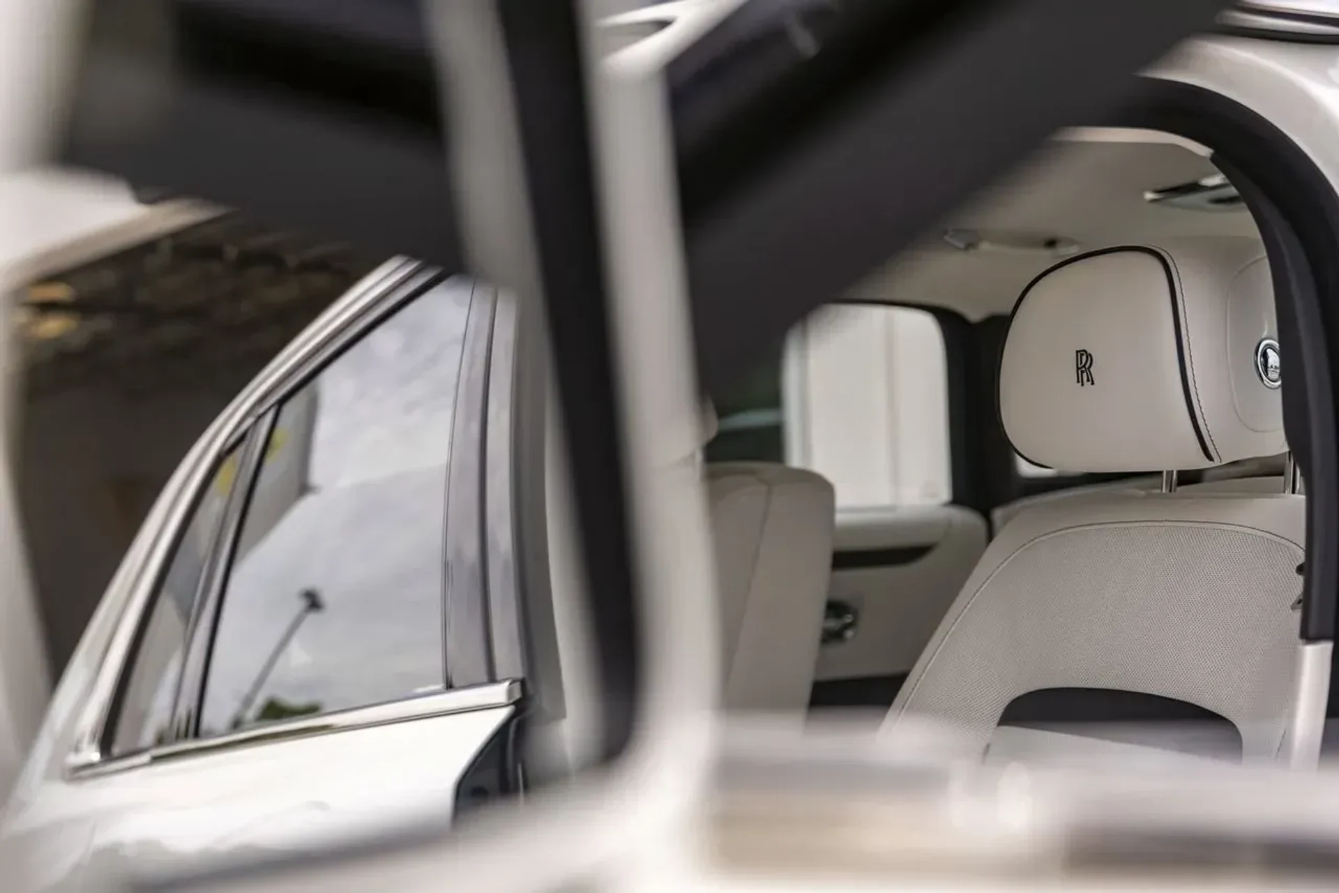 mph029_2851119944_1c7f653afb644f7b80c1e654b4108b2b_11b2537c87