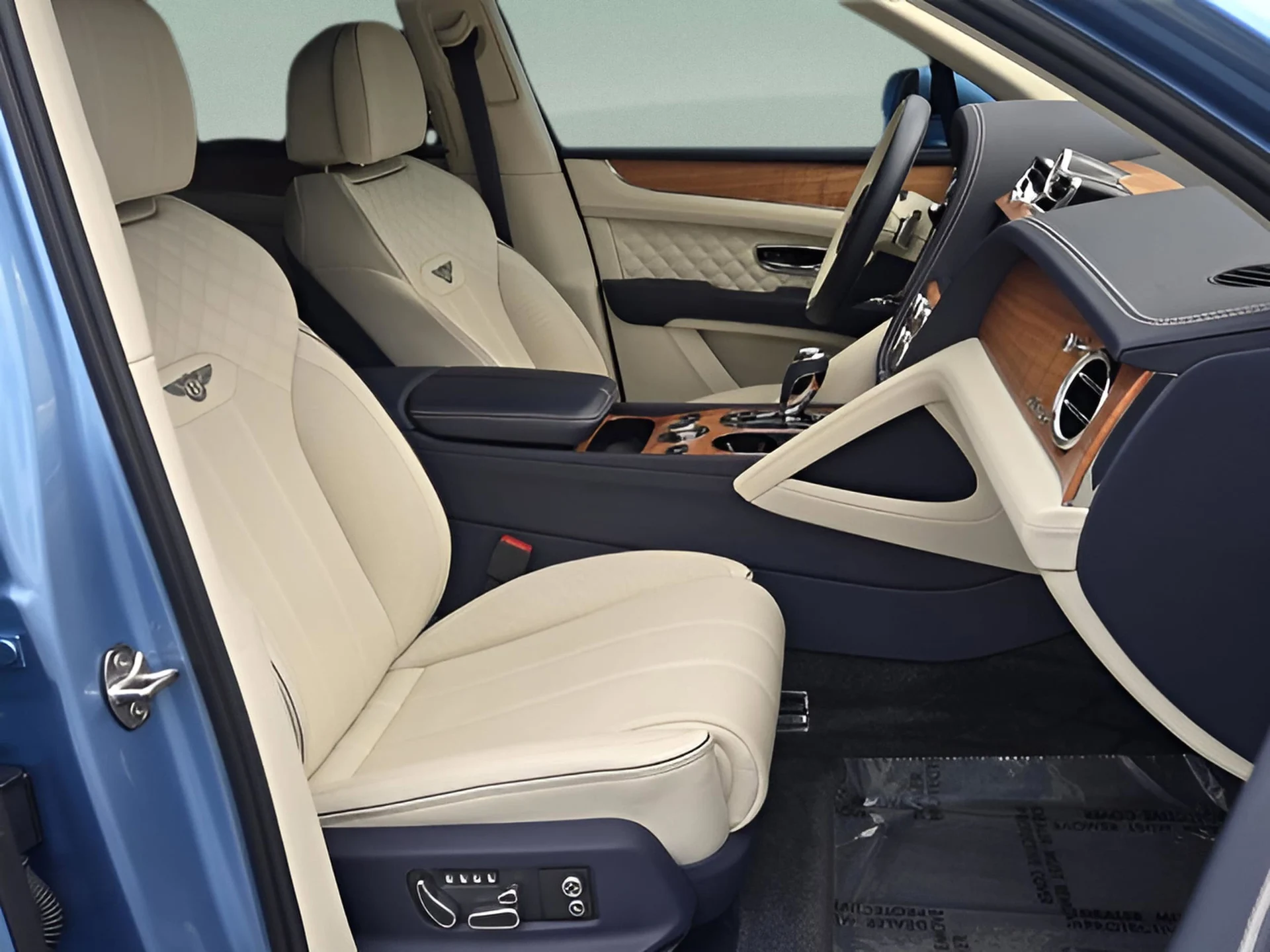 mph029_2856483667_add0e8be89619b85b1031fb817569282x_c5ba3224c8