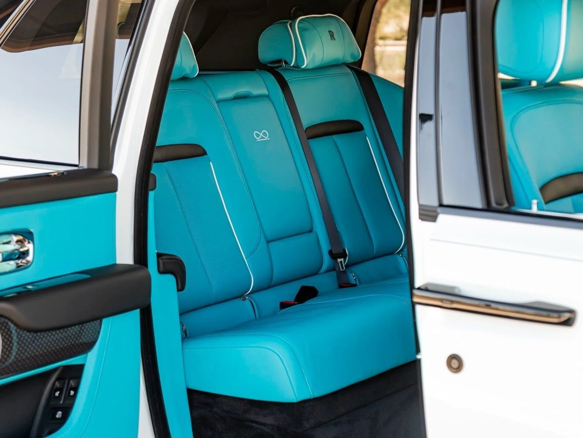 mph029_2861024513_30_28f70b992f