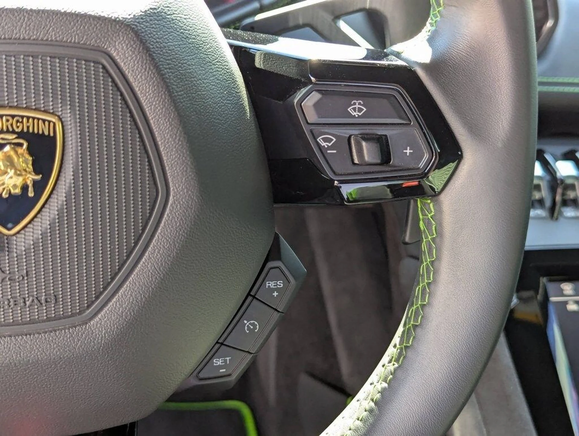 mph029_2868816711_24cbcf1f0d8b1d25595739b747aa8a6bx_79b37f378f