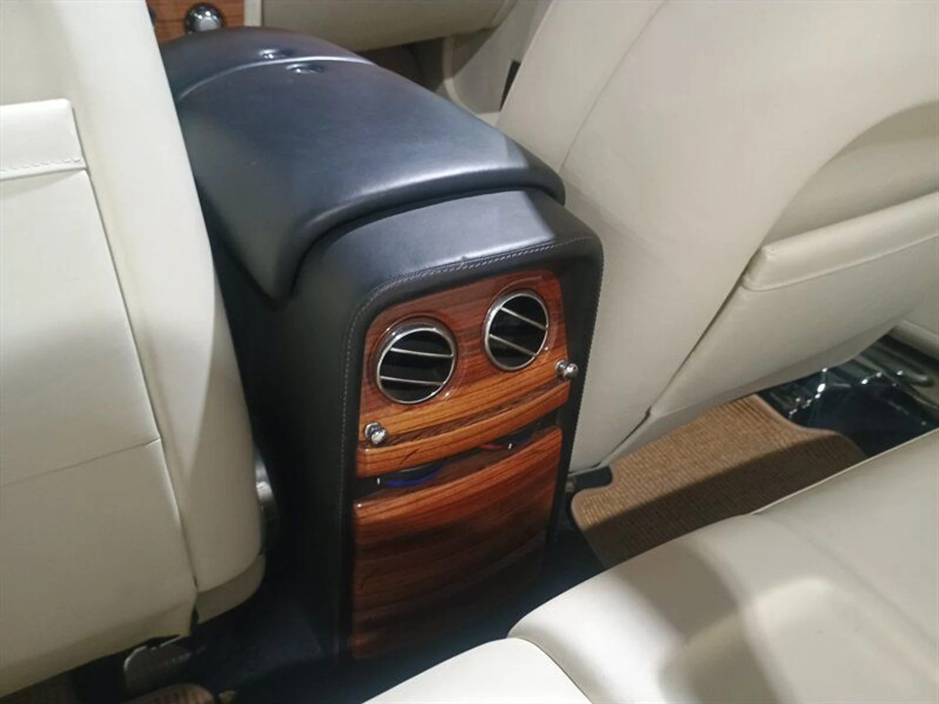 mph029_2869621224_cee7066834_800_c6429a147b