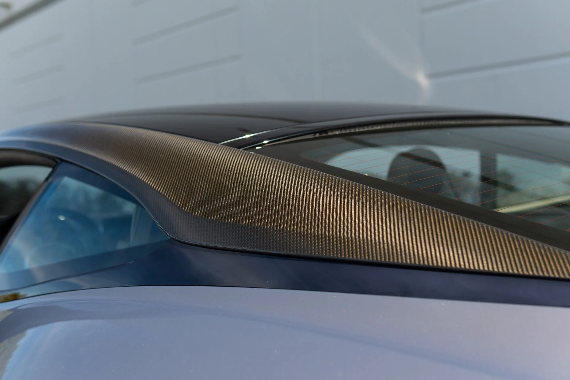 mph029_2881094036_Used_2023_Aston_Martin_DB_11_V8_1765580220_1393104b33