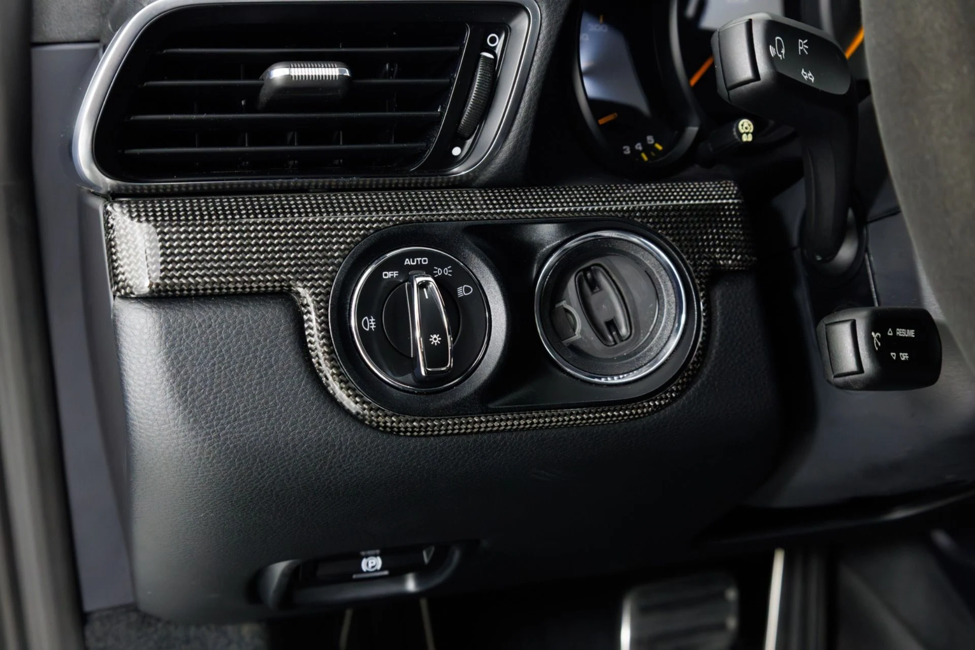 mph029_2886519102_Used_2019_Porsche_911_GT_3_RS_1774651729_bbc1ef35bc