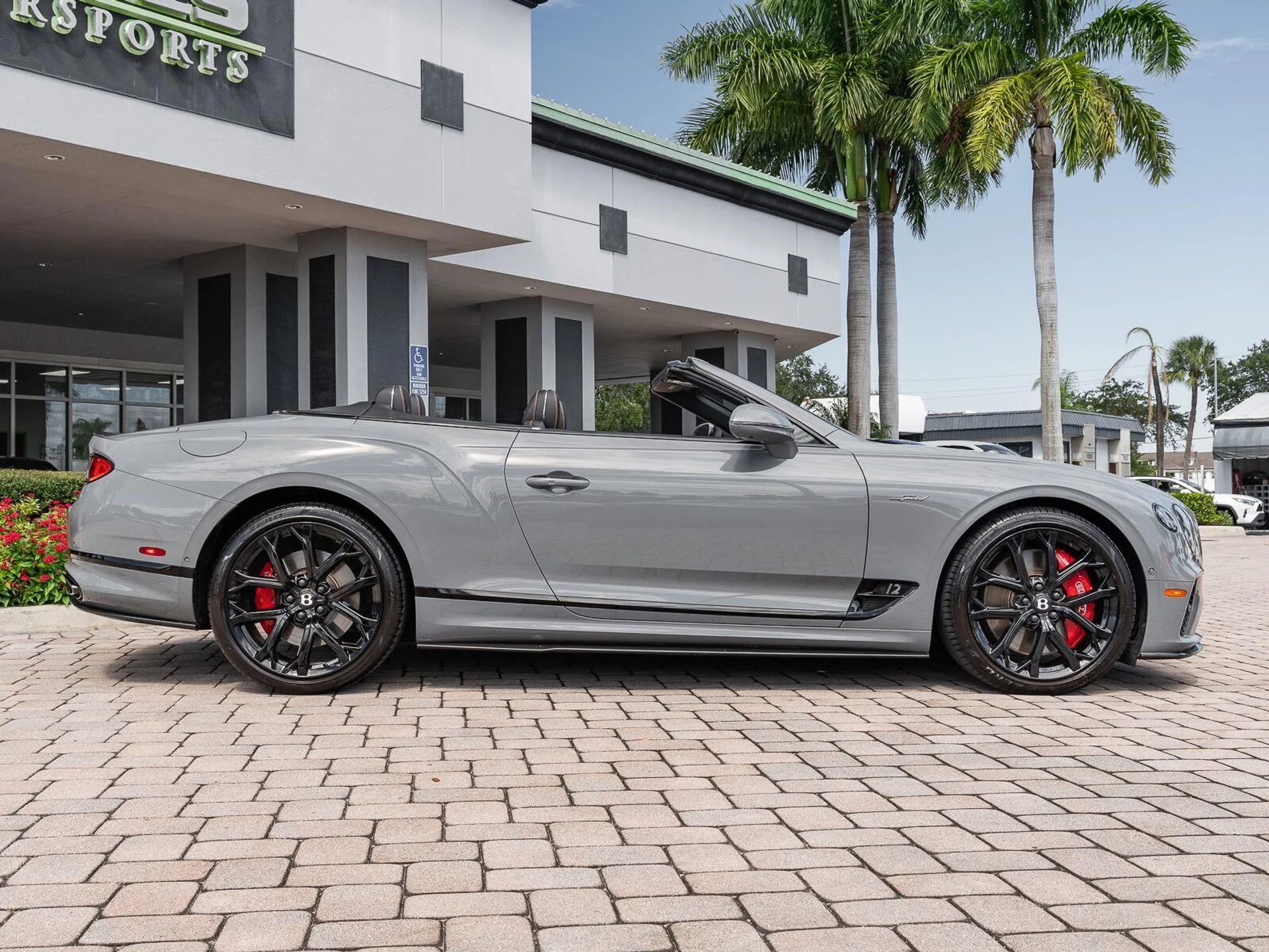 mph029_2916154842_Used_2023_Bentley_Continental_GTC_Speed_1791839527_48a8de2d3a