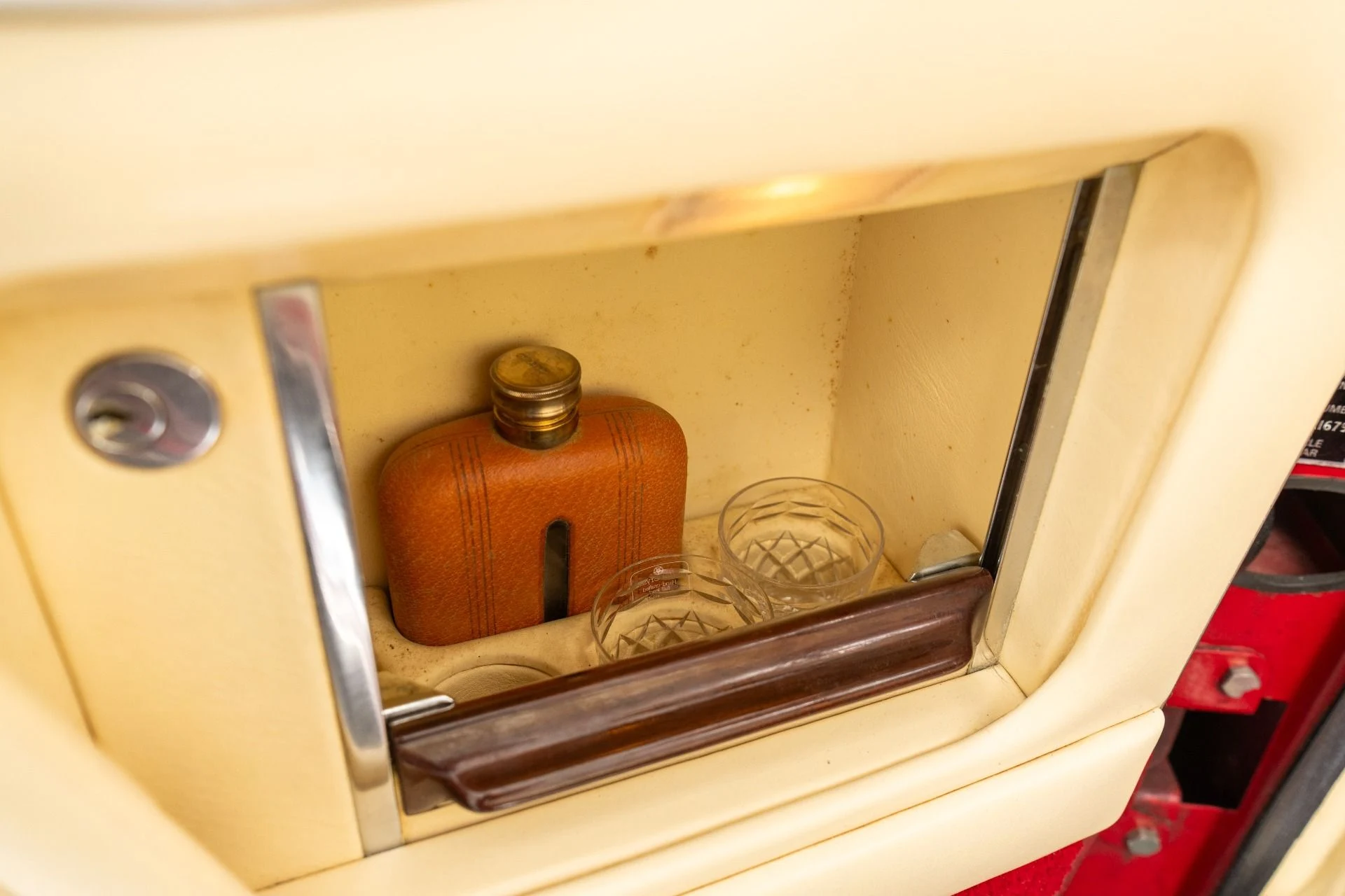 mph029_2918835559_Used_1987_Rolls_Royce_Corniche_II_1780955693_82990d9701