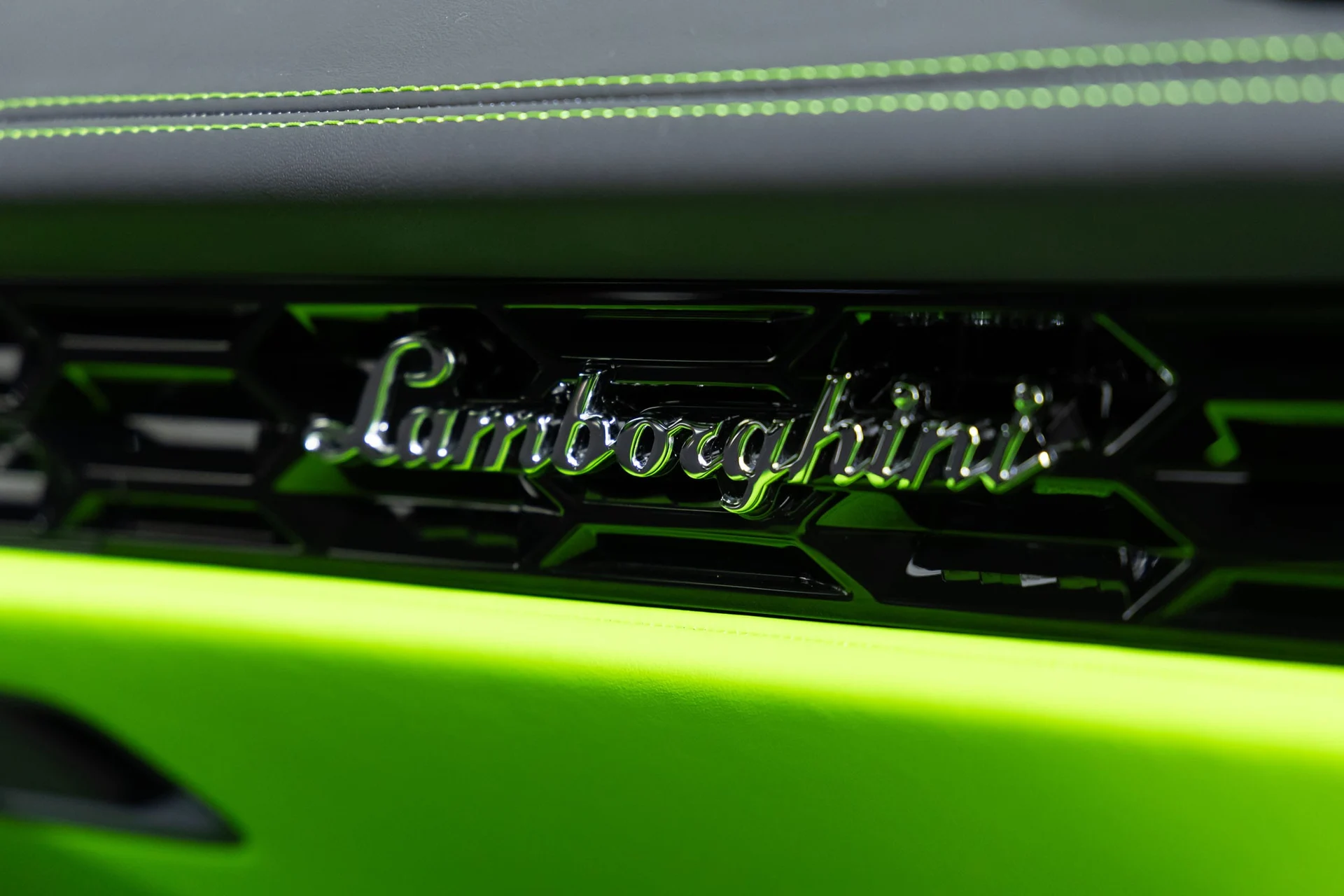 mph029_2929724491_44e26df412374b94b1a3a0b155957ae1_6e3ad71fb0