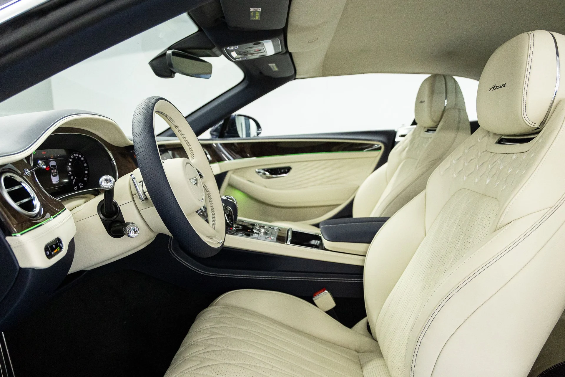 mph029_2933549707_da028d49af4a558ca1e3606b853eeb45x_a502ee515e